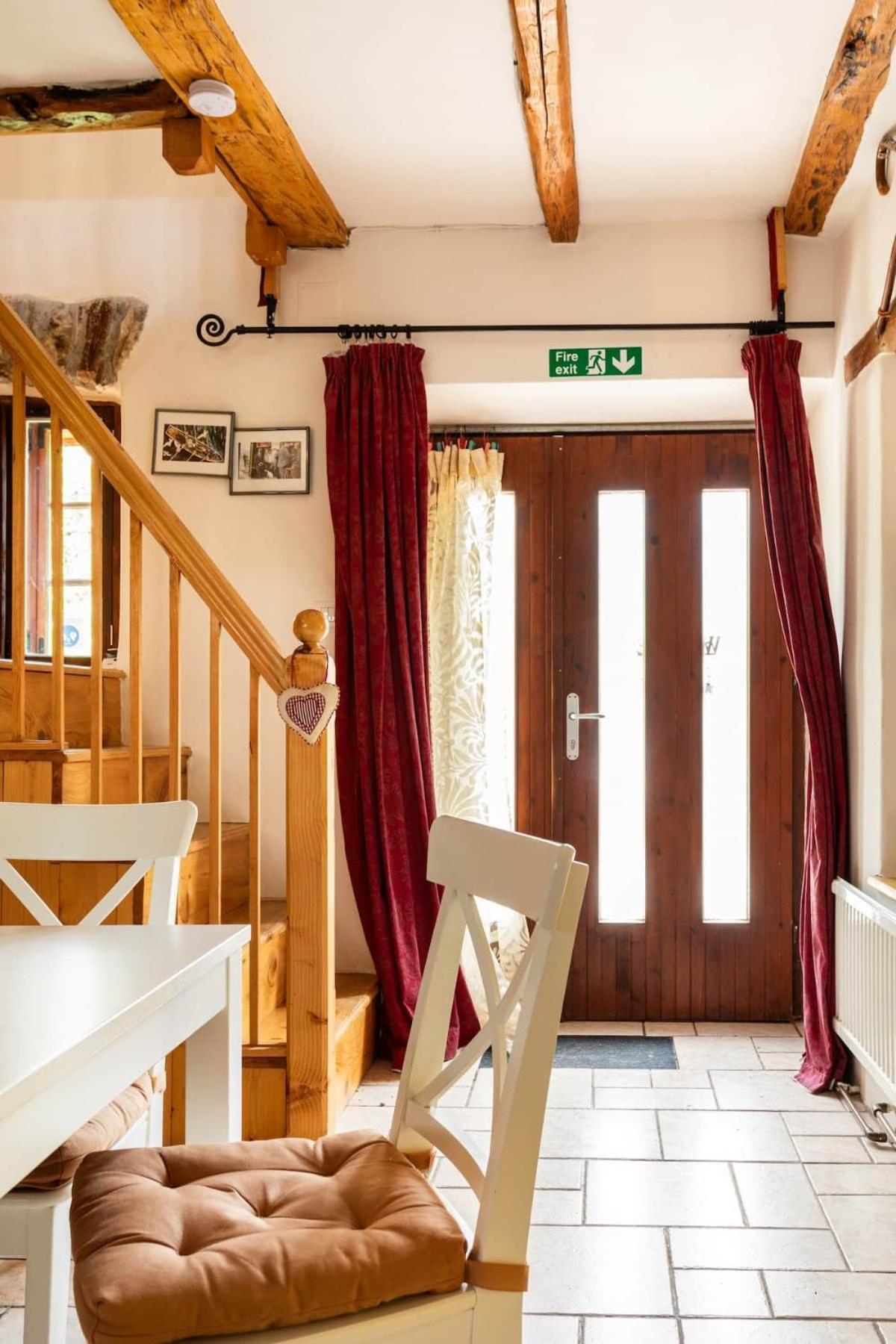 Holiday Home Katric Kamno Экстерьер фото
