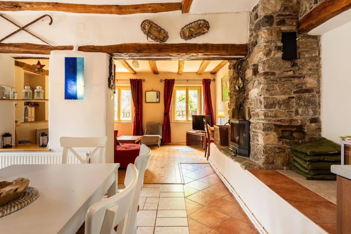 Holiday Home Katric Kamno Экстерьер фото